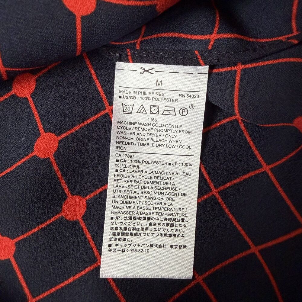 Banana Republic Navy & Red Geometric Grid Blouse - Size Medium - Picture 5 of 6